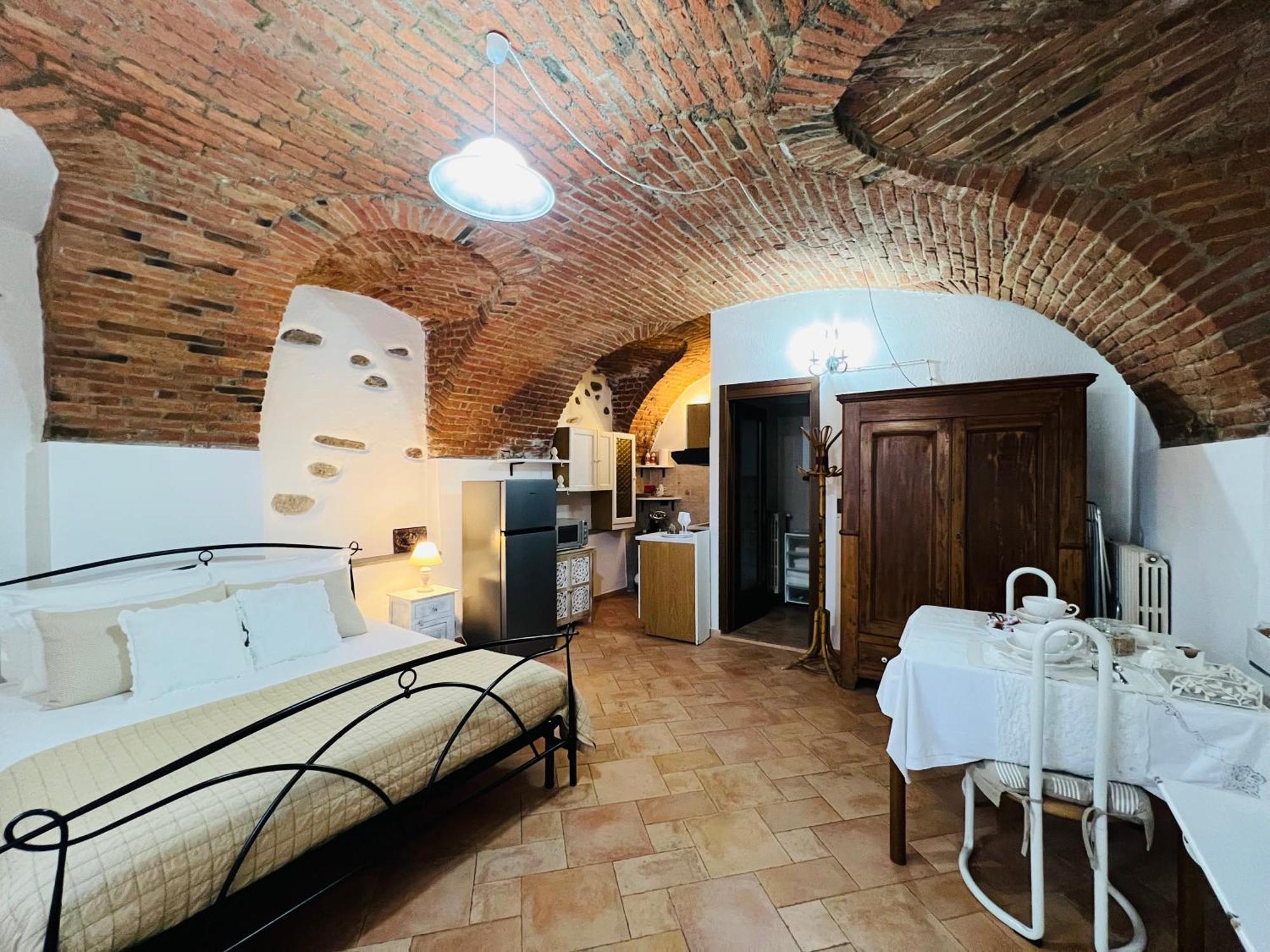 Monolocale Viverone Lake Rooms Екстер'єр фото