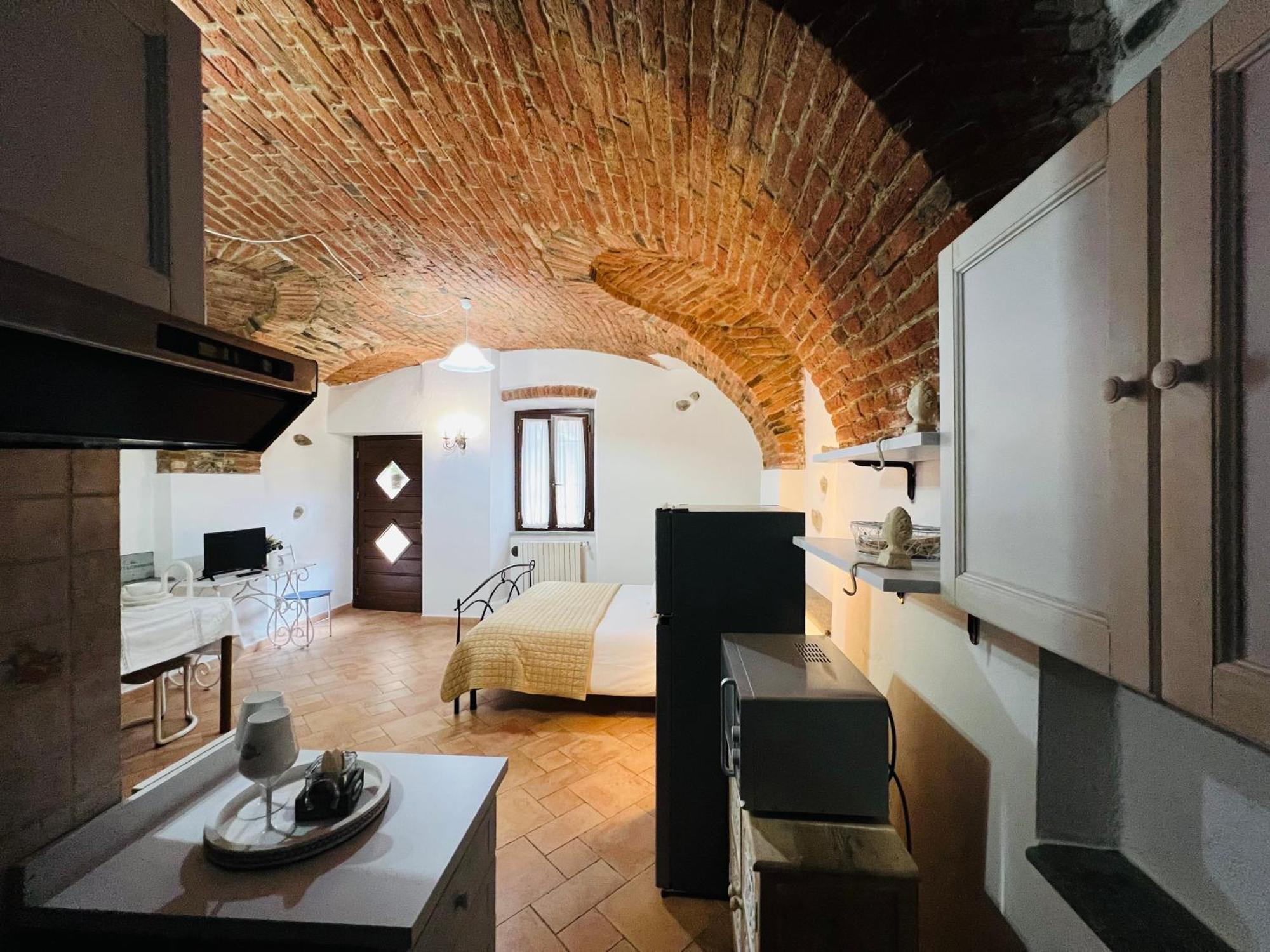 Monolocale Viverone Lake Rooms Екстер'єр фото